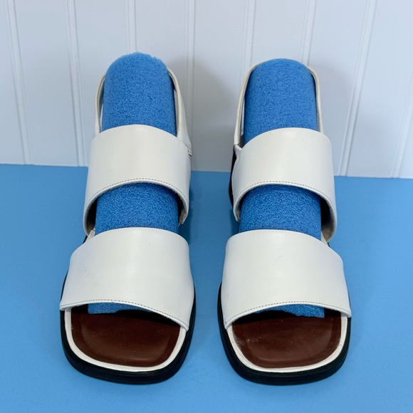 Naturalizer Black and White Sandals with Straps Size 9 - Picture 3 of 12